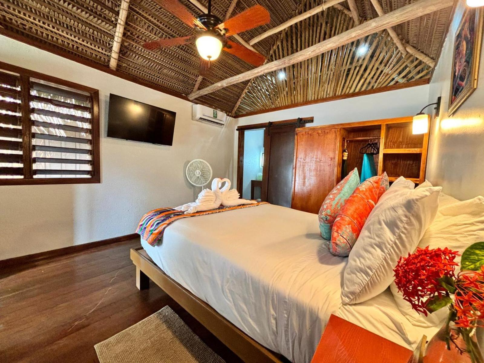 Azure Del Mar Hotel Maya Beach Luaran gambar